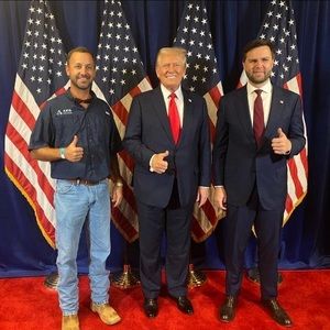 Meet your Posher, Lisa jeff